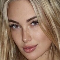 Anna Lore-Dana Bron Nude