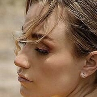 Karen Saldaña Nude